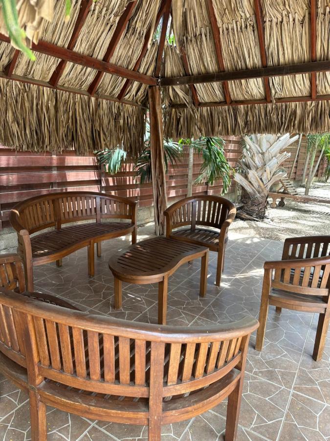 Studio - Begane Grond - Poolside Playa Exterior foto